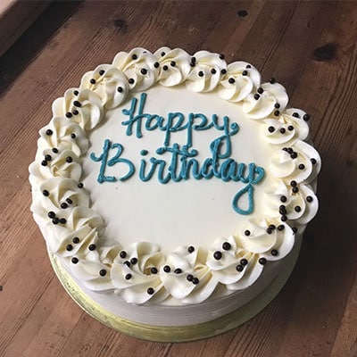 GLUTEN FREE BIRTHDAY CAKES
